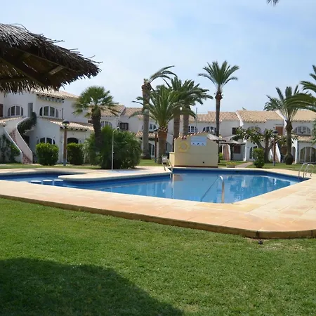 En Primera Linea De Playa En Con Wi-fi, Jardin Y Piscina - Es-373-34 Dénia