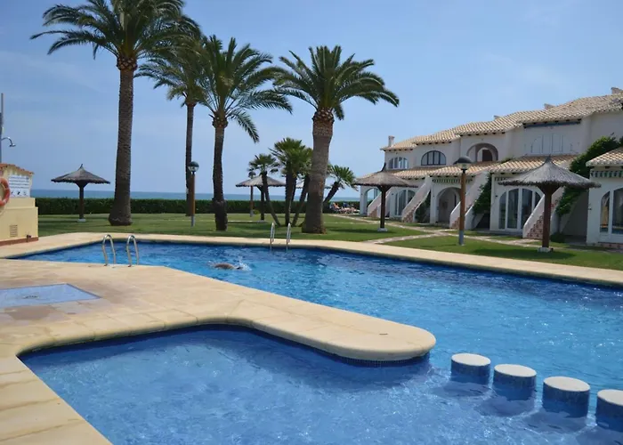 En Primera Linea De Playa En Con Wi-fi, Jardin Y Piscina - Es-373-34 Dénia