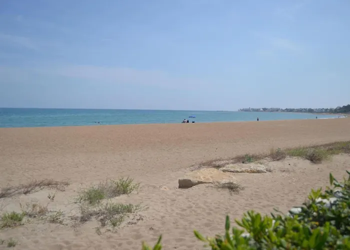 En Primera Línea De Playa En Con Wi-fi, Jardín Y Piscina - Es-373-34 Apartamento