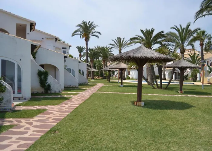 Apartamento En Primera Linea De Playa En Con Wi-fi, Jardin Y Piscina - Es-373-34 Dénia